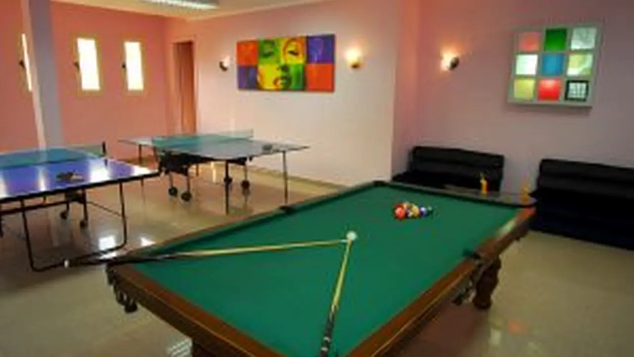 الفندق رومانس & أكوا بارك - العين السخنة